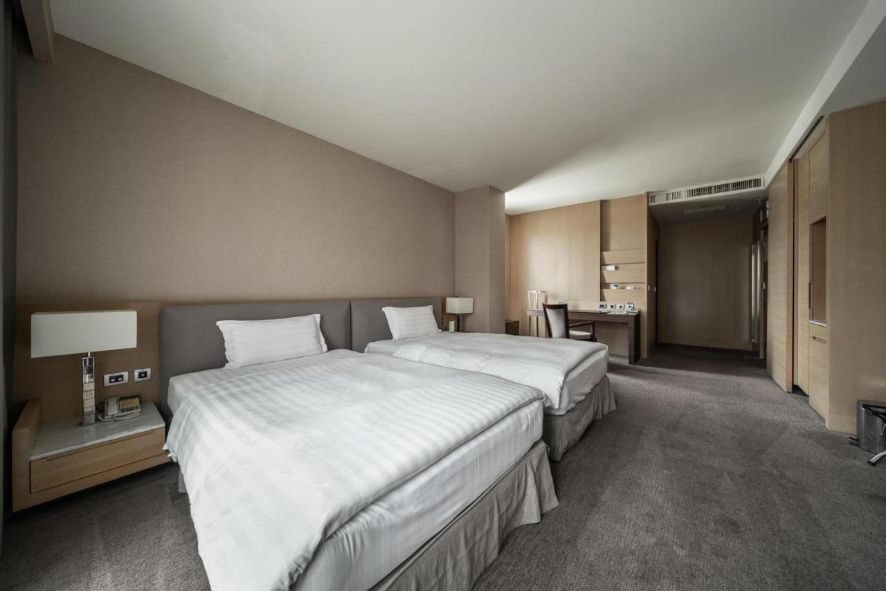 Taipung Suites Tainan Eksteriør bilde