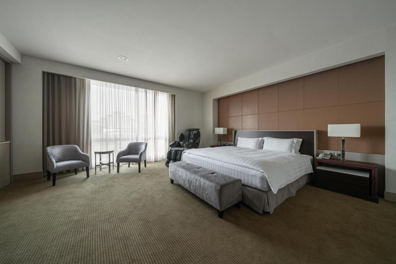 Taipung Suites Tainan Eksteriør bilde